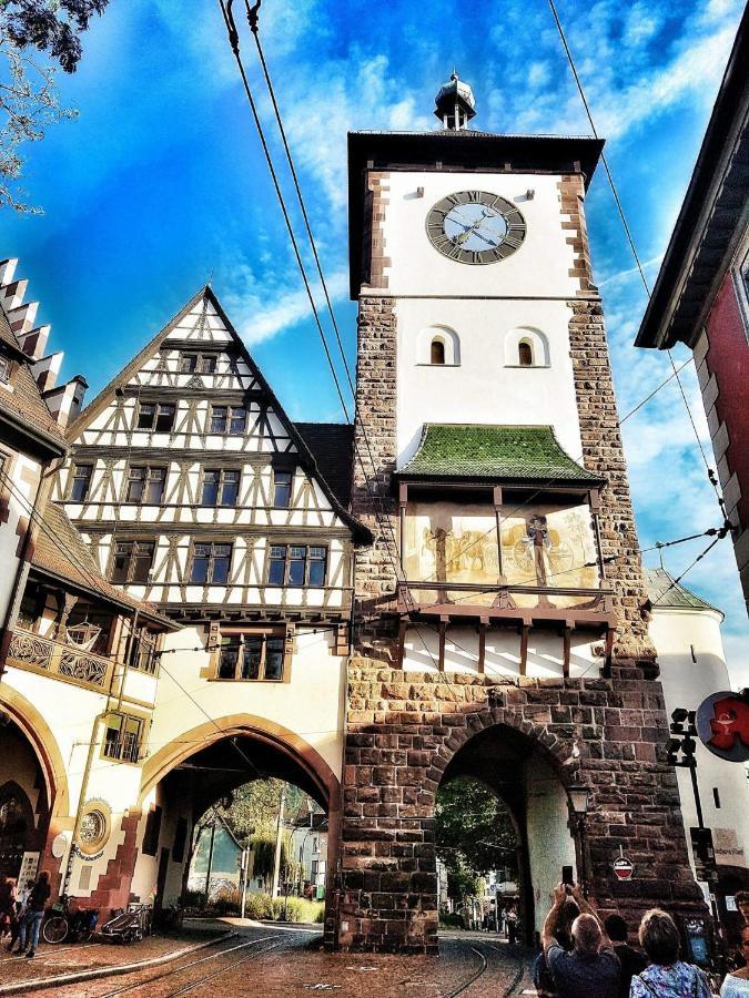 Boutique Apartment Am Bahnhof Freiburg im Breisgau Kültér fotó
